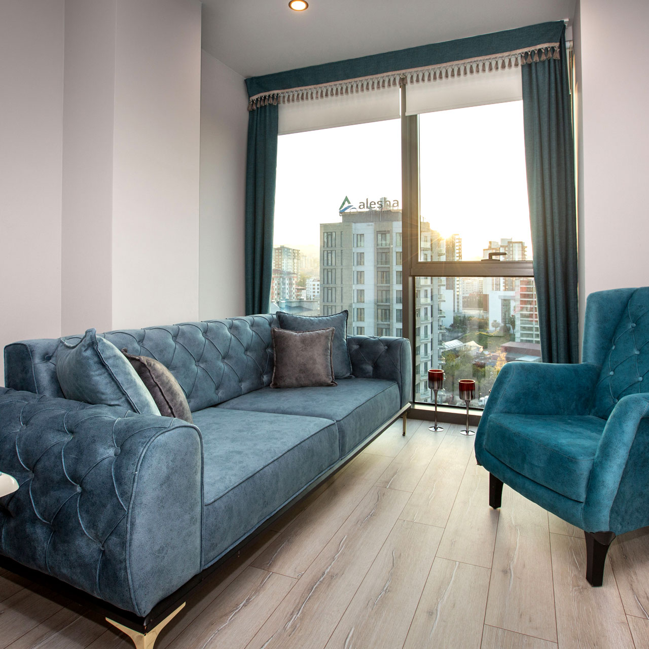 1+1 Şehir ve Deniz Manzaralı Daire